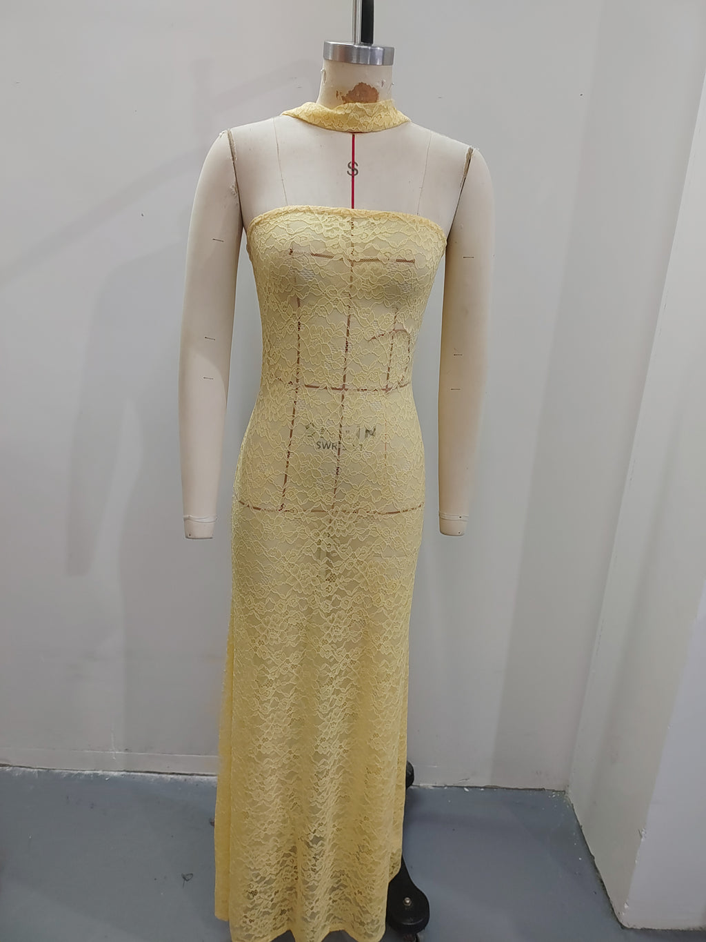 Haideyu custom yellow lace halter strapless maxi dress front view, stretch lace formal gown for wedding prom party
