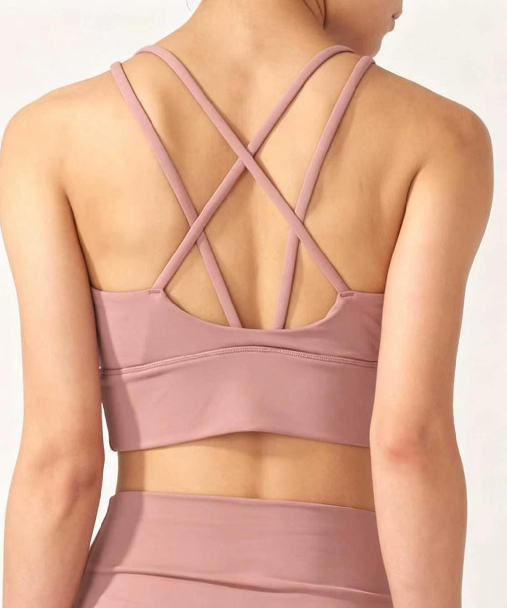 Double cross strap sports bra back structure close-up, high support custom athletic top Haideyu OEM