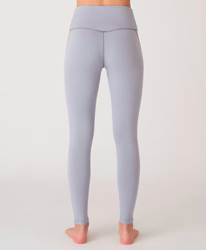 Slim fit non-sheer yoga pants front full wearing effect, bulk OEM stretch active bottoms